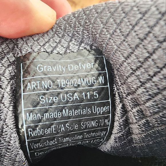 Gdefy Mens Size 11.5 Sneakers - Picture 4 of 10